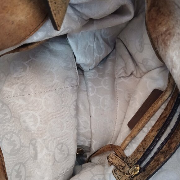 Michael Kors Distressed Satchel & Wallet - Picture 6 of 16